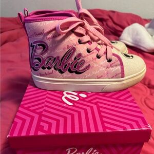 Barbie Girls High-Top Sneakers - Pink and White like new size 2 super pretty!😍